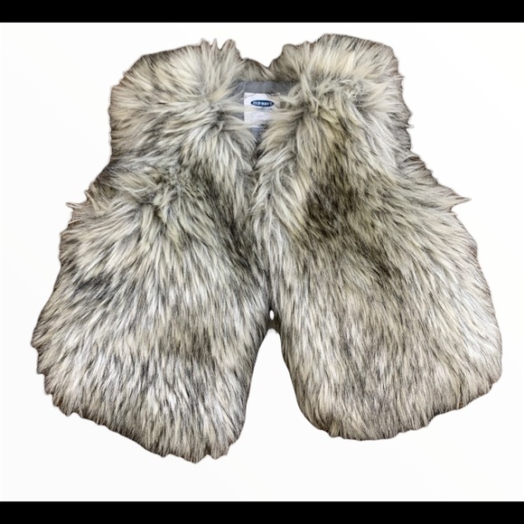 OLD NAVY Faux Fur Vest With Button Enclosure Ivory/Grey Mix Girls Age 4T - Picture 3 of 11